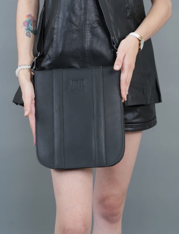 Leather Bag Modern Woman